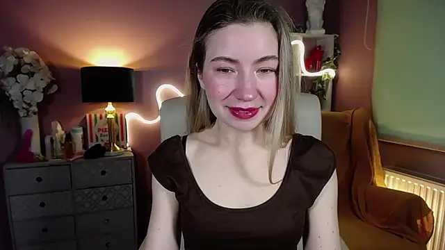 Snapshot of Mia_Tasty chatting on 16, 2, 2025 Mia Tasty online show from 16, 2, 2025