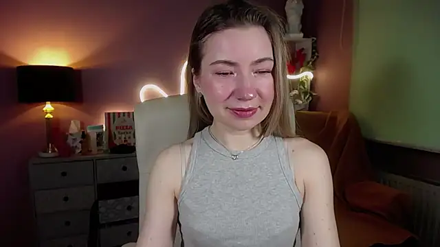 Snapshot of Mia_Tasty chatting on 28, 2, 2025 Mia Tasty online show from 28, 2, 2025