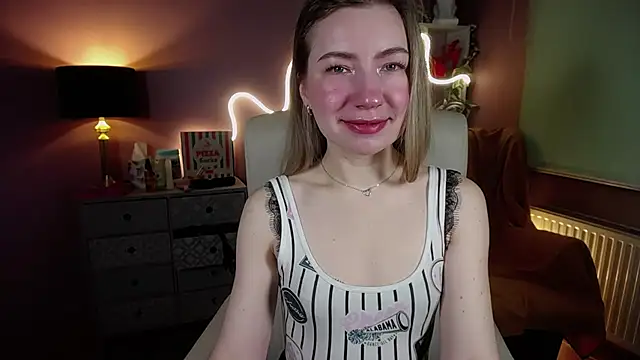 Snapshot of Mia_Tasty chatting on 2, 3, 2025 Mia Tasty online show from 2, 3, 2025