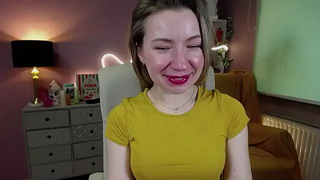 Snapshot of Mia_Tasty chatting on 9, 3, 2025 Mia Tasty online show from 9, 3, 2025