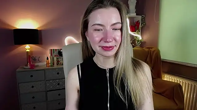 Snapshot of Mia_Tasty chatting on 22, 3, 2025 Mia Tasty online show from 22, 3, 2025