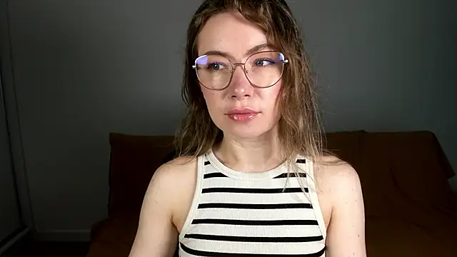 Snapshot of Mia_Tasty chatting on 18, 7, 2026 Mia Tasty online show from 18, 7, 2026