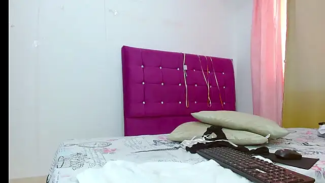 chantalsemenova1 online show from 24, 10, 2025