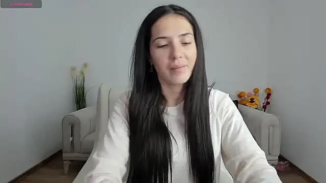 Snapshot of Emmapmg chatting on 17, 12, 2024 Emmapmg online show from 17, 12, 2024