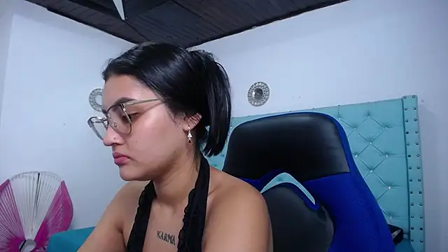 antonella sweetlittle online show from 11, 2, 2026