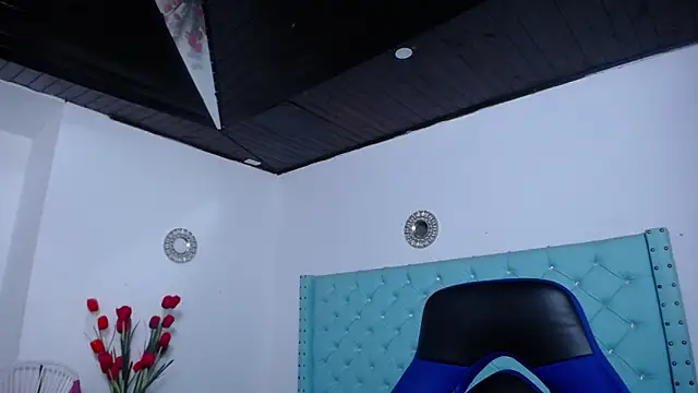 antonella sweetlittle online show from 1, 4, 2026