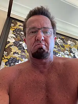 Snapshot of sluttydylan chatting on 1, 5, 2026 sluttydylan online show from 1, 5, 2026