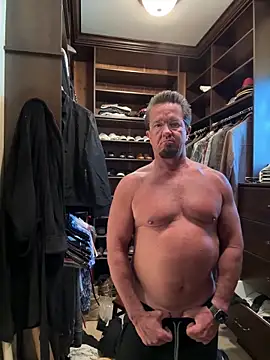 Snapshot of sluttydylan chatting on 21, 5, 2026 sluttydylan online show from 21, 5, 2026