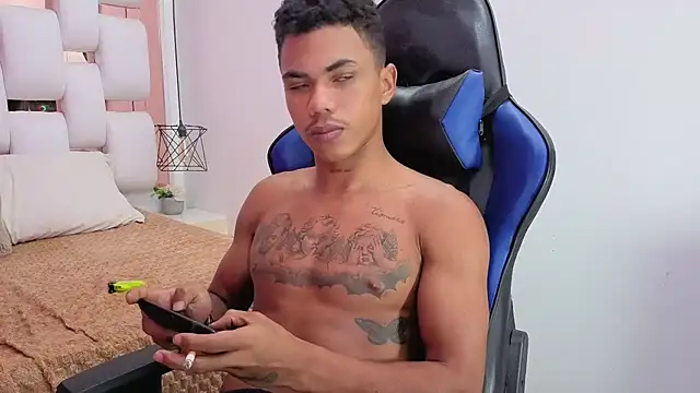 Snapshot of scarce_candy69 chatting on 16, 11, 2025 scarce candy69 online show from 16, 11, 2025