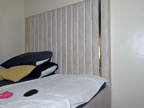 Snapshot of prety_lily chatting on 11, 2, 2026 prety lily online show from 11, 2, 2026