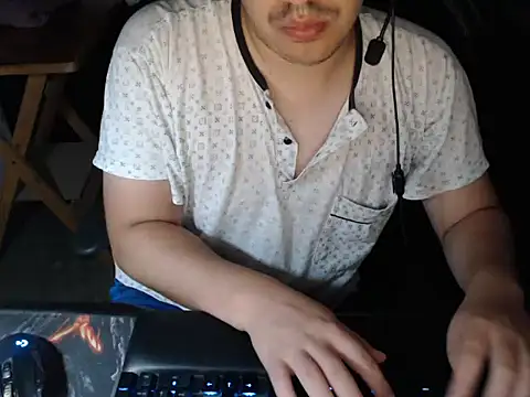 thealfawolf01 online show from 26, 1, 2025