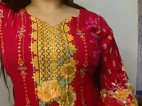 Snapshot of Unlucky-flowers chatting on 4, 3, 2025 Unlucky-flowers online show from 4, 3, 2025