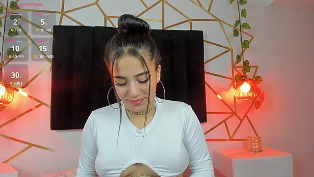 Megan Thompsonn online show from 14, 3, 2025