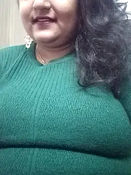 Snapshot of smile_pretty chatting on 3, 12, 2024 smile pretty online show from 3, 12, 2024