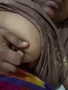 Snapshot of smile_pretty chatting on 12, 12, 2024 smile pretty online show from 12, 12, 2024