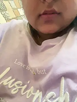 Snapshot of smile_pretty chatting on 27, 2, 2025 smile pretty online show from 27, 2, 2025