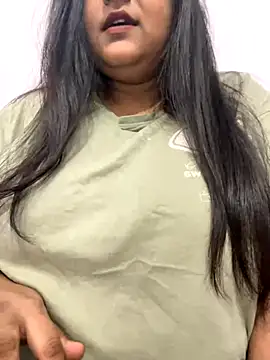 Snapshot of smile_pretty chatting on 10, 9, 2025 smile pretty online show from 10, 9, 2025