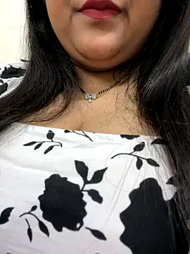 Snapshot of smile_pretty chatting on 15, 10, 2025 smile pretty online show from 15, 10, 2025