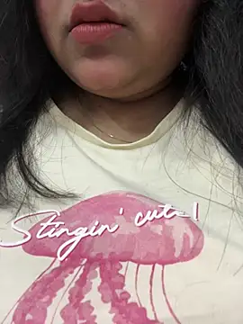 smile pretty online show from 10, 2, 2026