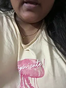 smile pretty online show from 12, 3, 2026