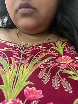 smile pretty online show from 2, 4, 2026