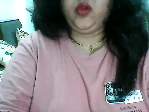 Snapshot of smile_pretty chatting on 25, 6, 2026 smile pretty online show from 25, 6, 2026