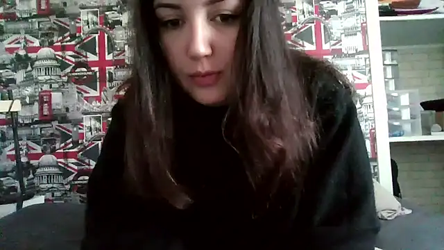 Lynylou online show from 10, 10, 2025