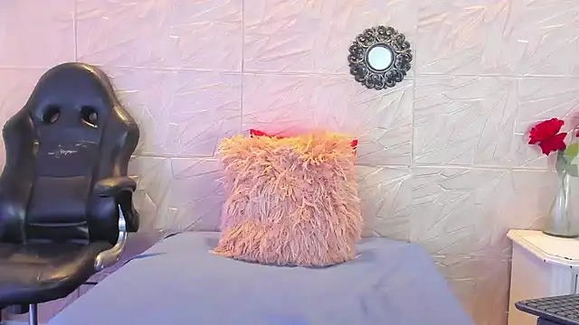 Snapshot of paula__cruzz chatting on 14, 3, 2025 paula cruzz online show from 14, 3, 2025