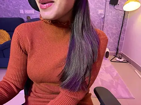 Snapshot of MidnightFlame chatting on 20, 12, 2024 MidnightFlame online show from 20, 12, 2024