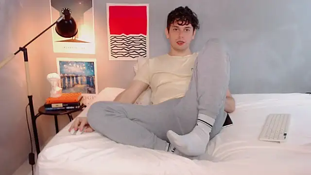 Snapshot of Elio555 chatting on 1, 11, 2025 Elio555 online show from 1, 11, 2025