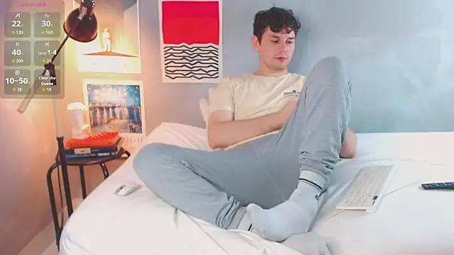 Snapshot of Elio555 chatting on 2, 11, 2025 Elio555 online show from 2, 11, 2025