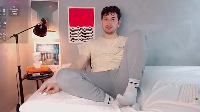 Snapshot of Elio555 chatting on 30, 11, 2025 Elio555 online show from 30, 11, 2025