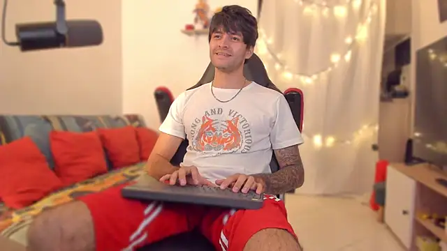 justin stark7 online show from 19, 12, 2025