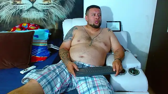 Michaell Myerss  online show from 5, 11, 2025