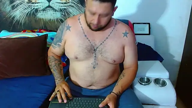 Michaell Myerss  online show from 10, 11, 2025