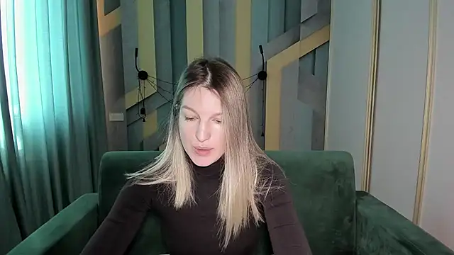 Snapshot of EmilyWalkeri chatting on 28, 4, 2026 EmilyWalkeri online show from 28, 4, 2026
