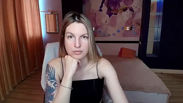 Snapshot of EmilyWalkeri chatting on 31, 5, 2026 EmilyWalkeri online show from 31, 5, 2026