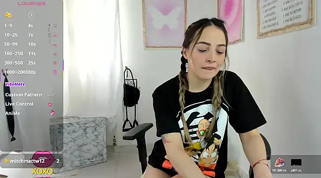 Snapshot of cindy_love2 chatting on 11, 3, 2025 cindy love2 online show from 11, 3, 2025