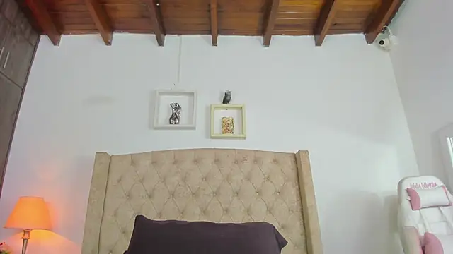 allisson m online show from 25, 2, 2025