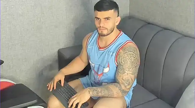 Ricardogo19 online show from 17, 1, 2025