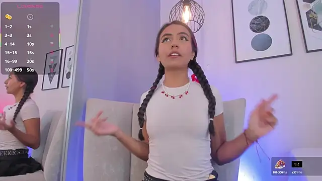 Snapshot of emily_bank chatting on 12, 9, 2025 emily bank online show from 12, 9, 2025