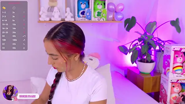 Snapshot of emily_bank chatting on 1, 12, 2025 emily bank online show from 1, 12, 2025