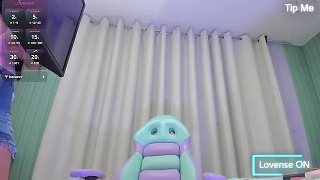 Emelyross  online show from 18, 2, 2025