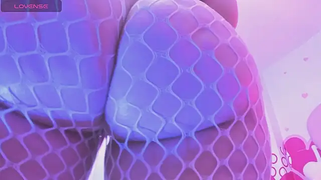 Emelyross  online show from 23, 3, 2025