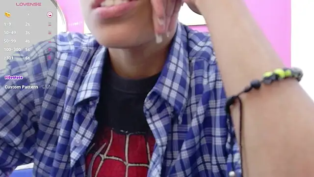 yourcuteneighbourr online show from 27, 9, 2025