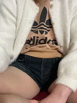 Snapshot of Hatasimi chatting on 27, 2, 2025 Hatasimi online show from 27, 2, 2025