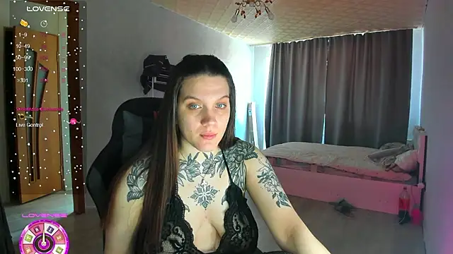 Snapshot of AizaRose chatting on 3, 3, 2026 AizaRose online show from 3, 3, 2026