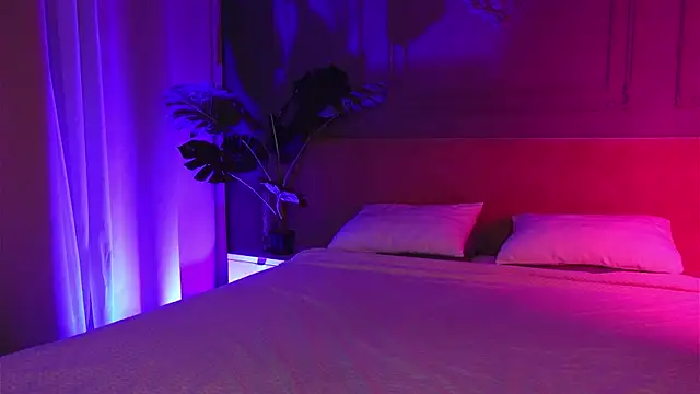 Liv Fay online show from 28, 11, 2025