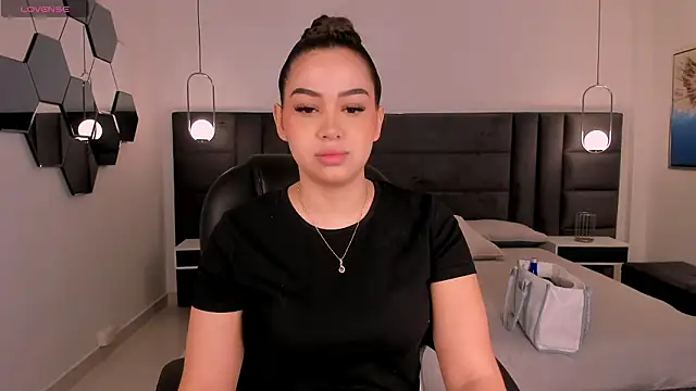 CelestePalmer  online show from 16, 2, 2026