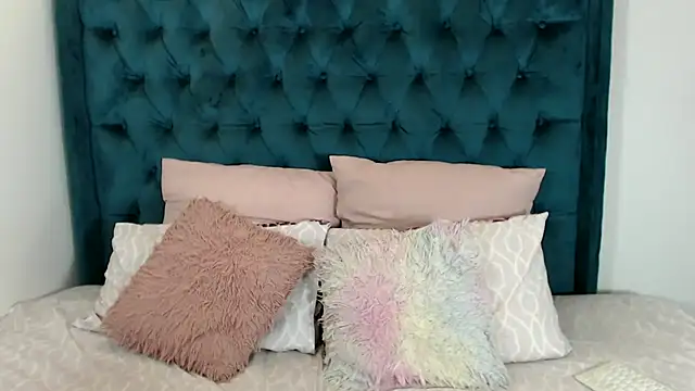 Snapshot of 1Blackertheberry1 chatting on 25, 1, 2025 1Blackertheberry1 online show from 25, 1, 2025